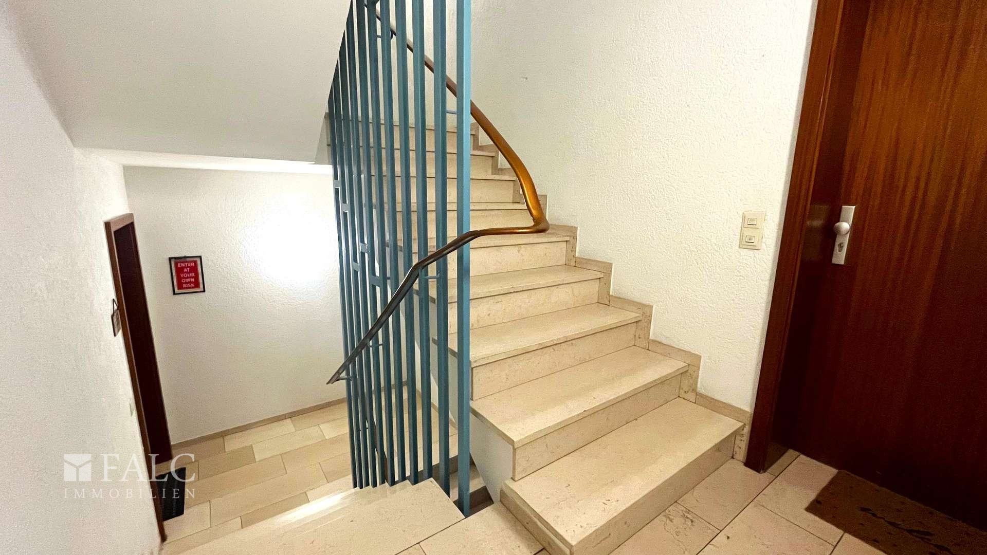 Gepflegtes Treppenhaus